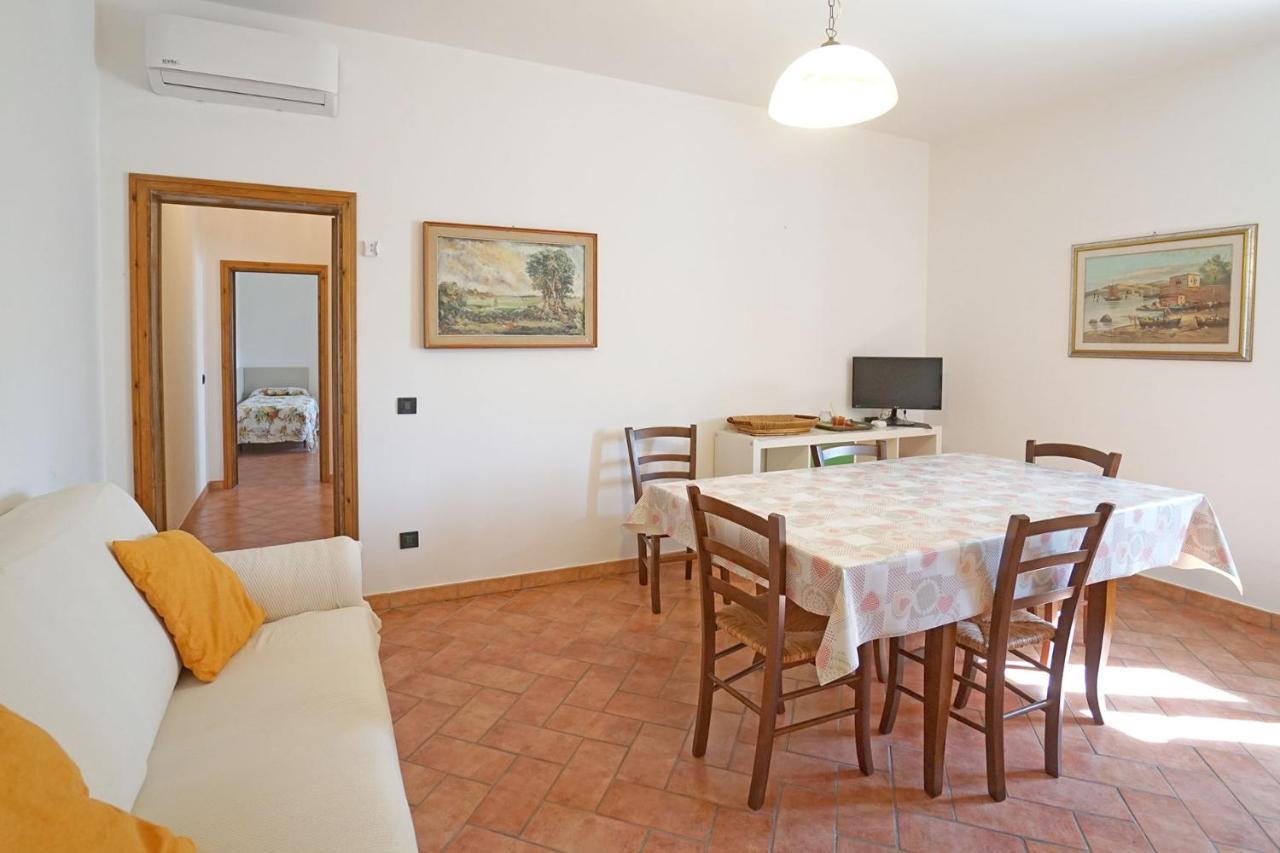 Agriturismo L'Acquabona ロジニャーノ・マリッティモ エクステリア 写真